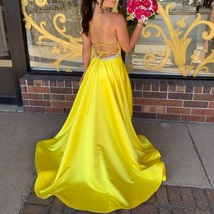 “Bella” from beauty and the beast ✨ prom dress!